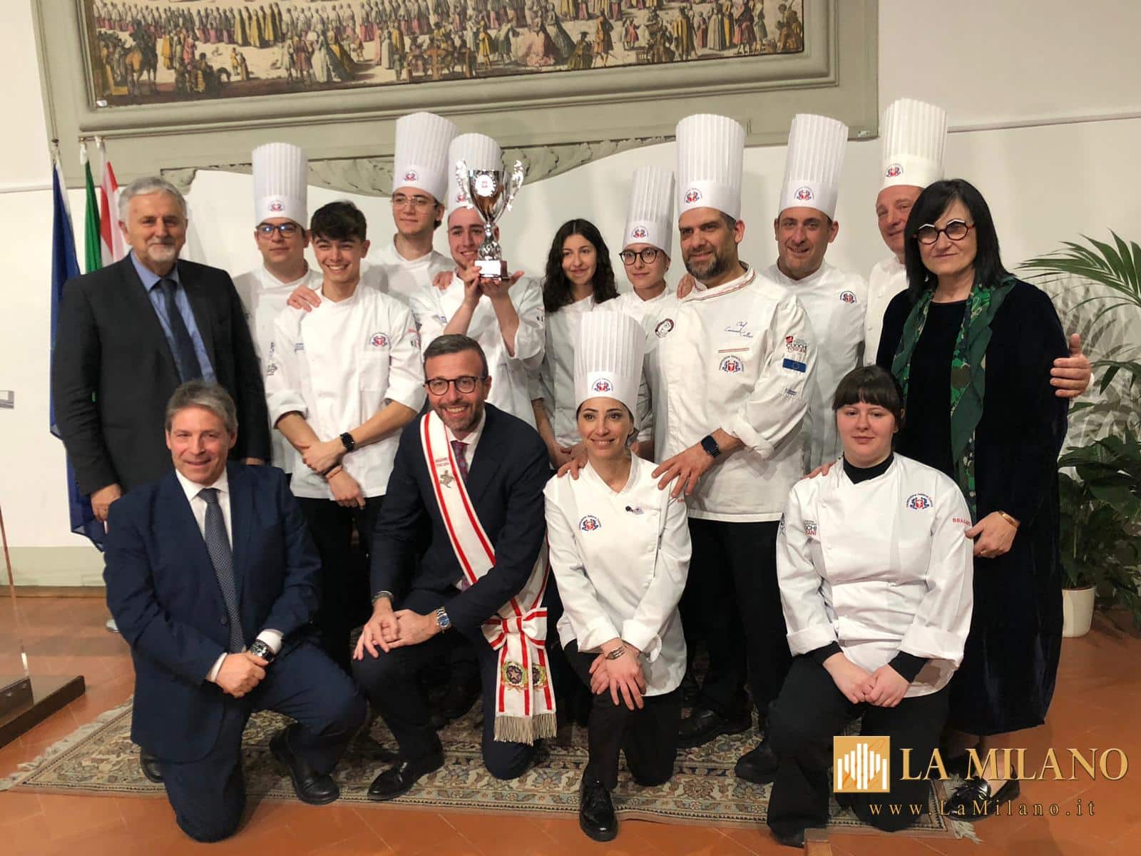 Firenze: premiati i giovani cuochi toscani dello Junior Team per la vittoria ai campionati italiani 2024 nella categoria 'Cucina calda a squadre'.