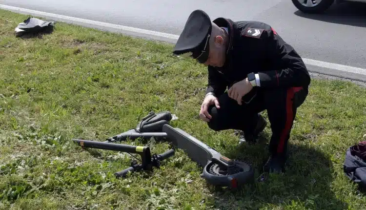 Monfalcone, i Carabinieri recuperano due monopattini elettrici rubati dal valore di 1500 euro. Segnalato un giovane del luogo