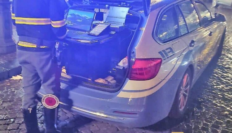 Movida nel quartiere Vomero: operazione della Polizia di Stato per il contrasto alla guida in stato d'ebbrezza e alterazione da stupefacenti. Contestate 38 violazioni e denunciate 2 persone.