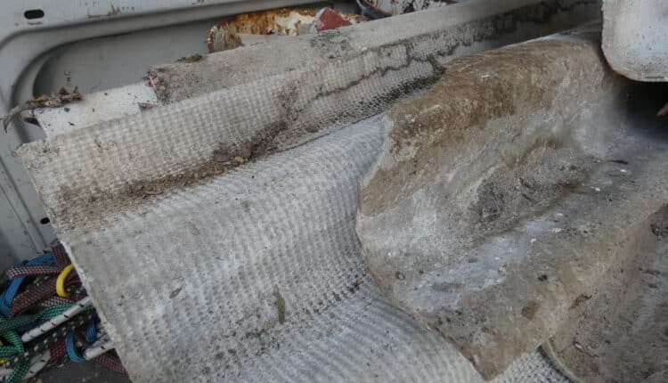 Oristano: 2 persone denunciate per lo smaltimento irregolare di lastre di amianto