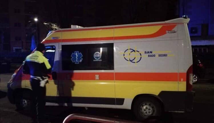 San Martino Buon Albergo, rubano un'ambulanza e danneggiano delle auto parcheggiate in città. Interviene la Polizia Locale