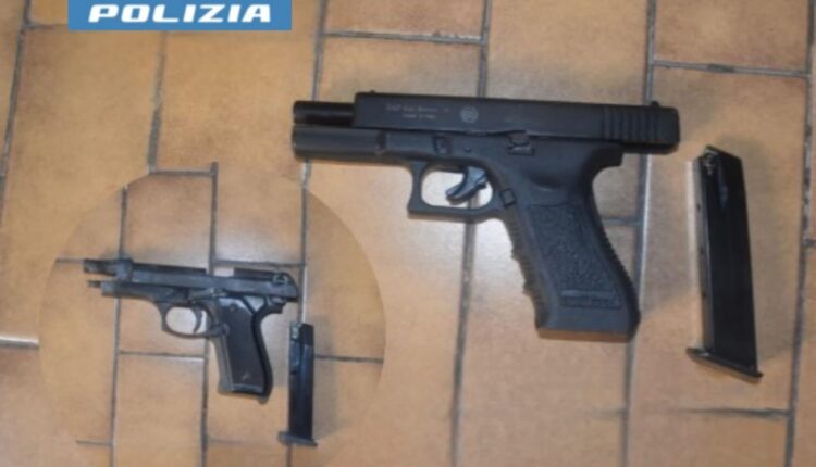 Bagnoli: la Polizia ha rinvenuto due pistole in una botola all'interno di uno stabile