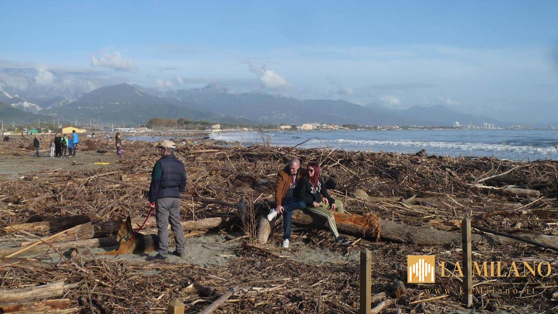 Liguria: dalla regione 250mila euro per ripulire le spiagge di Sarzana e Ameglia colpite dalle mareggiate