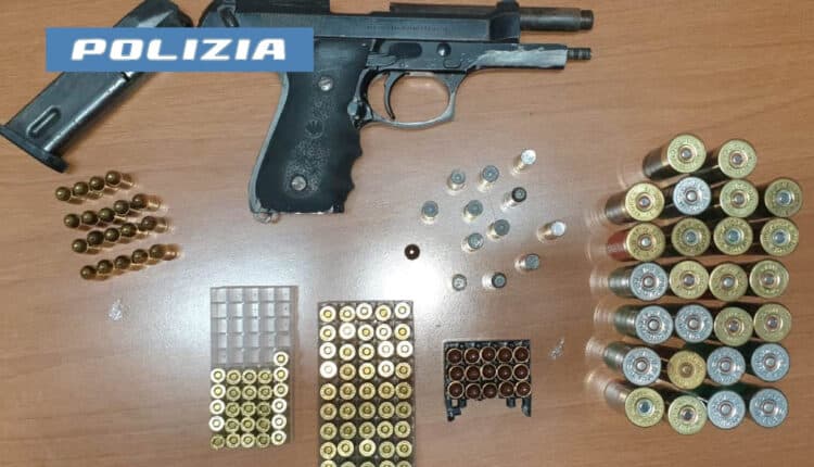Napoli: sequestrata una pistola e numerose munizioni