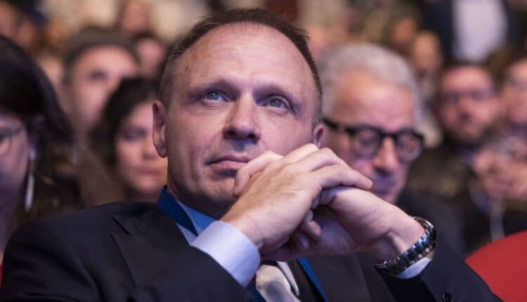 Agricoltura. Intervista di Radio24 a Lollobrigida: "Per noi agricoltore è centro sviluppo economico, si torna a ragionare".