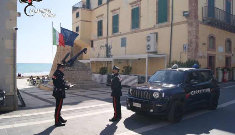 Marina di Ragusa (RG): 41 enne netino denunciato in seguito alla "truffa dello specchietto"