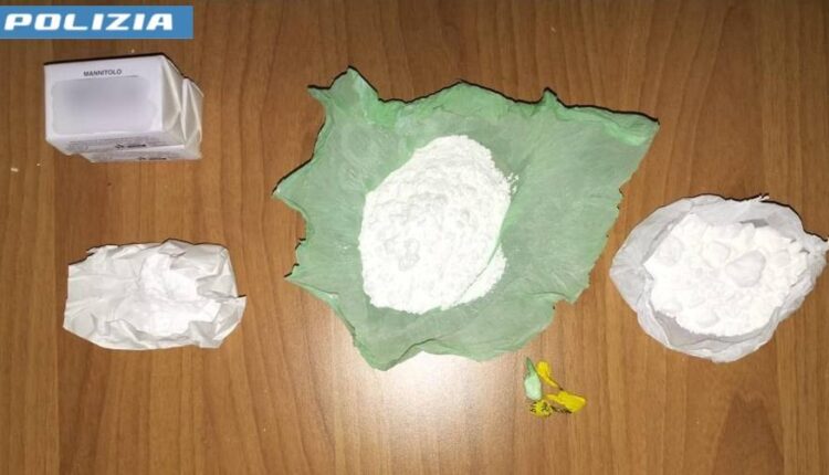 Trantino: spacciava droga dalla sua abitazione, 50enne arrestato