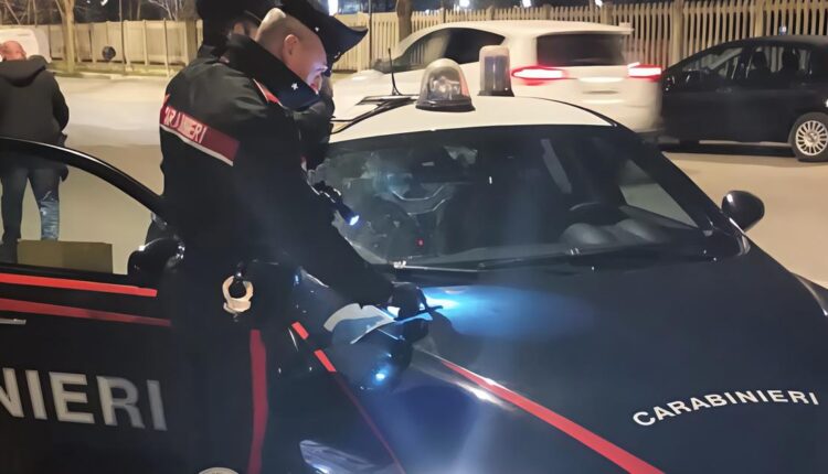 Cesano Maderno: arrestato in flagranza di reato 46enne per violazione di un divieto di avvicinamento all’ex compagna, presentandosi sotto casa e citofonando insistentemente.