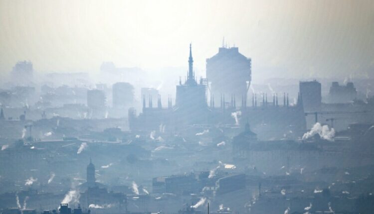 Giornata della Terra. I sindaci di Milano, Bologna, Torino, Venezia e Treviso invitano a riflettere sull'inquinamento in Pianura Padana
