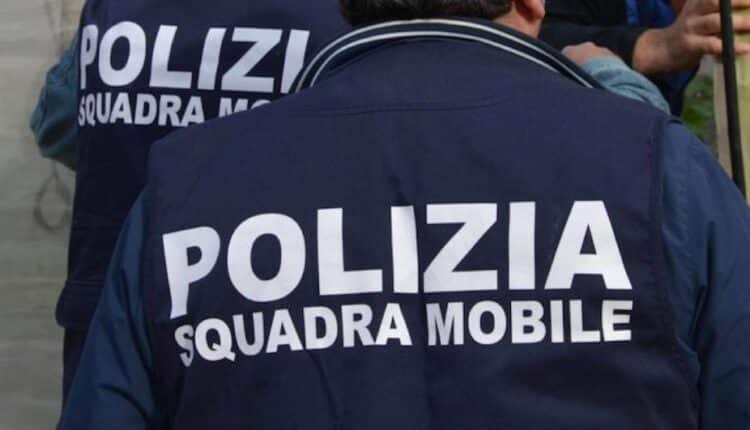 Spaccio di droga in carcere. La squadra mobile di Teramo ha eseguito 8 arresti e 13 perquisizioni.