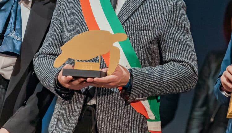 Comuni veneti vincono il premio "Comuni plastic free". Zaia "merito del civismo dei cittadini e dell'efficienza delle istituzioni".