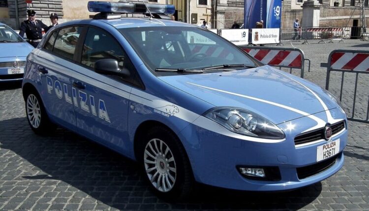 Milano, spaccio di droga nei pressi della stazione di Milano Certosa: la Polizia di Stato arresta un 39enne.