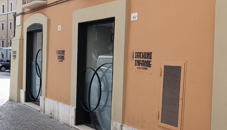 Tracciate 27 scritte contro l'ex Presidente del Teramo nel centro cittadino: emessi 4 DACUR