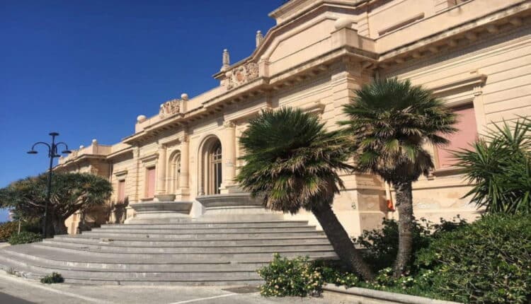 Sicilia: presentati i piani di recupero e manutenzione delle terme di Sciacca e Acireale