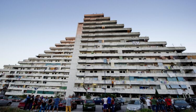 Nuovi alloggi a Scampia, Taverna del Ferro, Campo BiPiani di Ponticelli: il Comune adotta il piano per 900 famiglie.