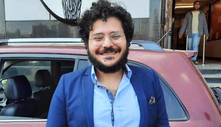 L’abbraccio delle scuole di Pesaro a Zaki; Murgia: «Momento che resterà impresso nella memoria di tutti. Evviva la libertà»