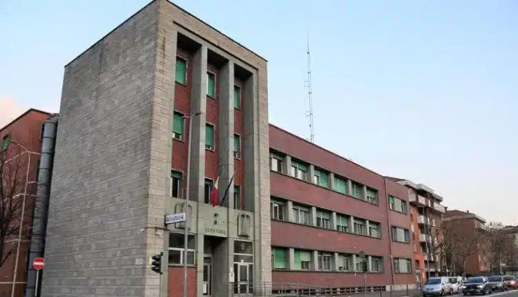 Como, ottiene il permesso di soggiorno con un passaporto falso: : arrestato 73enne russo ricercato