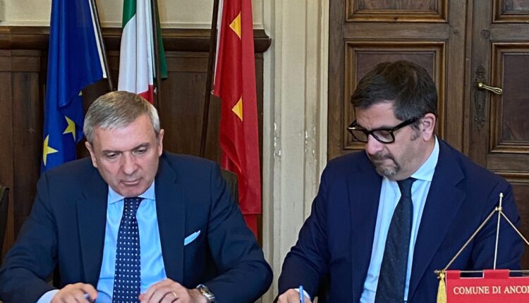 Ancona. Comune e Questura lanciano una campagna di informazione per gli anziani per prestare attenzione alle truffe.