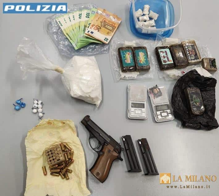 Milano: rinvenute diverse dosi di droga e una pistola in casa, 3 italiani arresti