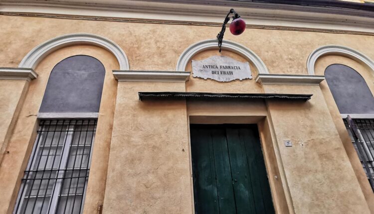 Chiavari. La regione Liguria finanzia per il recupero dell'antica Farmacia dei Frati di Chiavari.