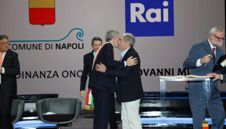 Giovanni Minoli è cittadino onorario di Napoli