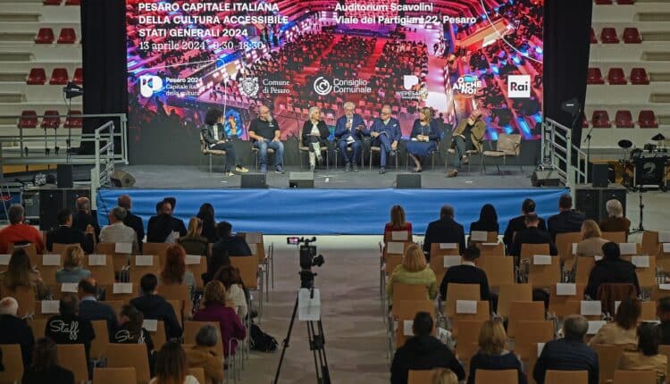 Pesaro. Ricci e Perugini: "Una sfida per essere più competitivi nella qualità di vita e nell'accoglienza".