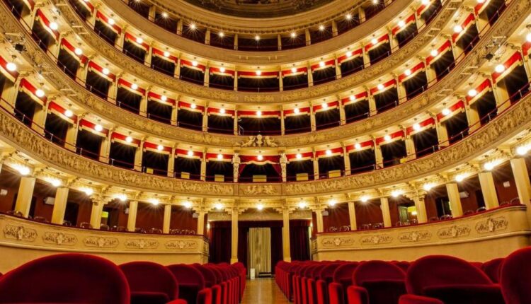 Asti: il Teatro Alfieri rientra nel circuito delle meraviglie, riconosciuto come monumento nazionale.