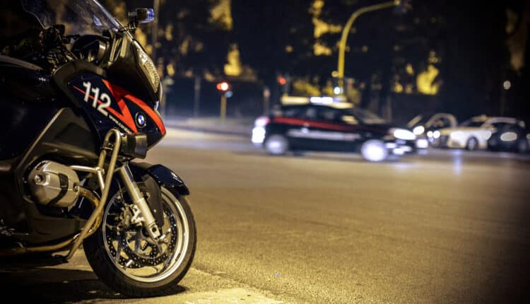 Bologna: droga nell'alloggio popolare, bolognese arrestato dai Carabinieri.