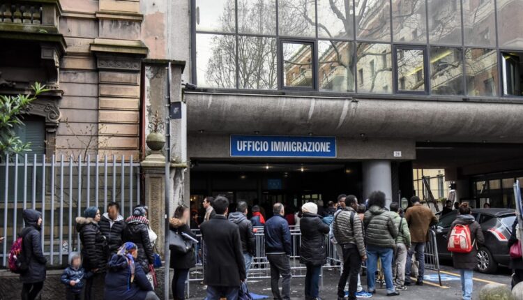 Bolzano: documenti di soggiorno falsi, arriva il foglio di via per due marocchini.