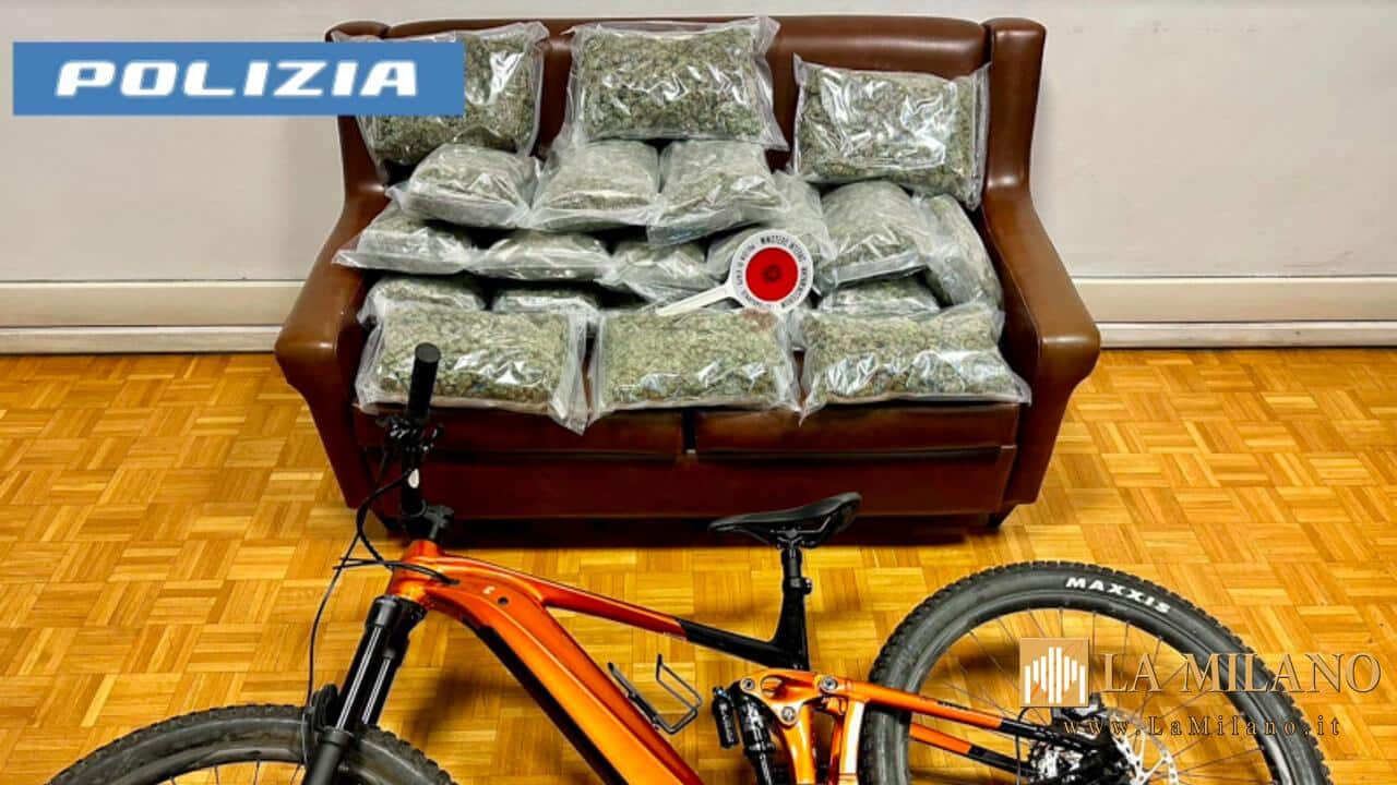 Bolzano: impiegato in un'azienda di trasporti e incensurato, aveva 11 kg di droga e diverse biciclette rubate.
