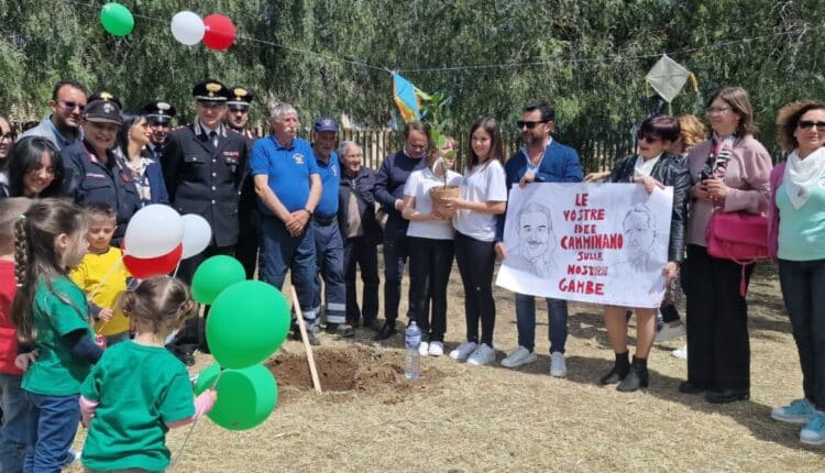 Caltanissetta: progetto nazionale di educazione ambientale "Un albero per il futuro".