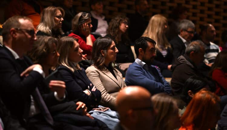 Milano. "Giornata della Terra" il patto dei Sindaci per una Pianura Padana che respiri. 