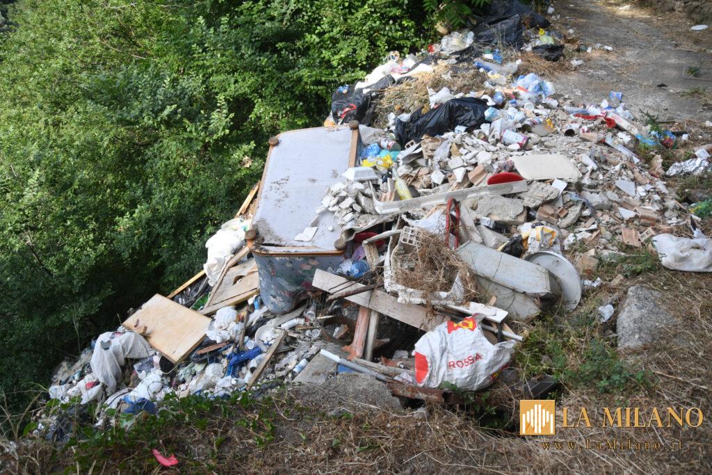 Reggio Calabria: rifiuti ospedalieri abbandonati, il sindaco ordina rimozione, smaltimento e ripristino dei luoghi