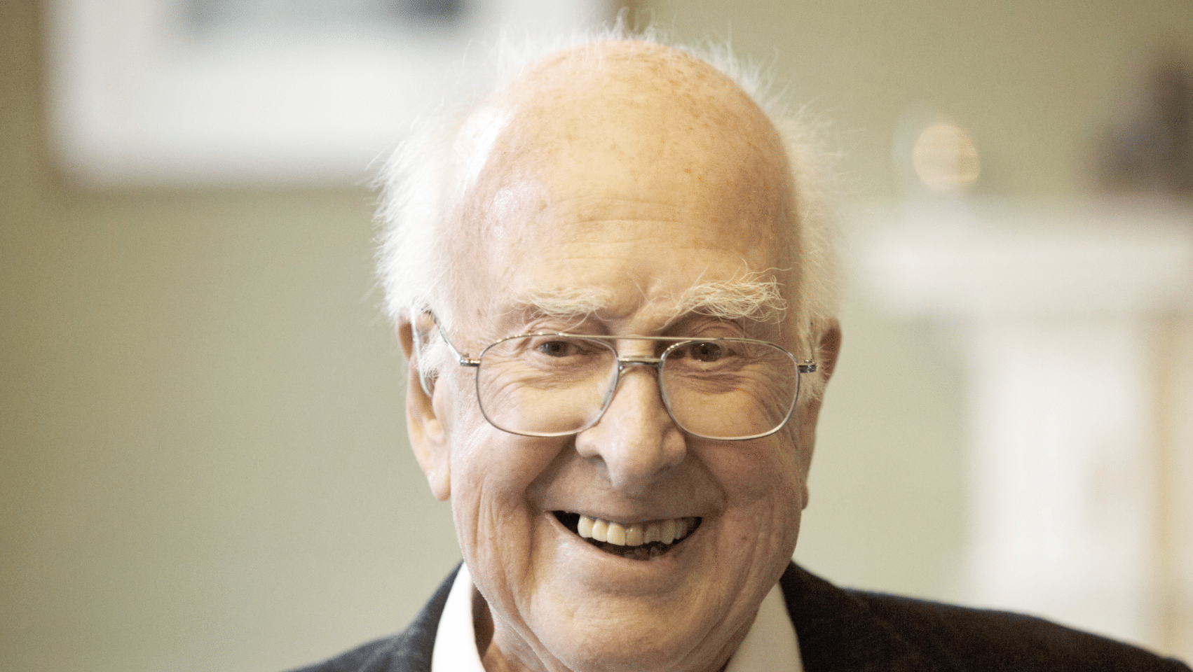 È morto il fisico Peter Higgs, premio Nobel nel 2013 e padre della particella di Dio_