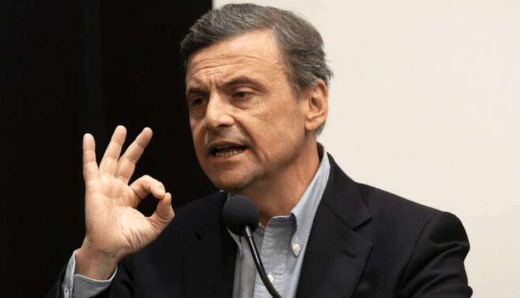 Europee, Calenda Mi candido in tutte le circoscrizioni