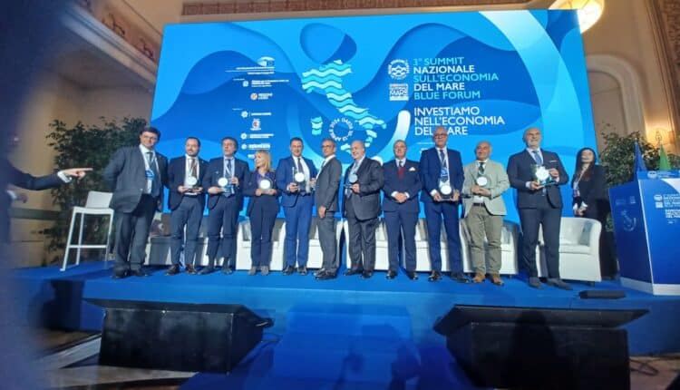 Latina, Celentano al Blue Forum di Gaeta: riuniti i sindaci di alcune città italiane nelle giornate dedicate all'educazione ambientale