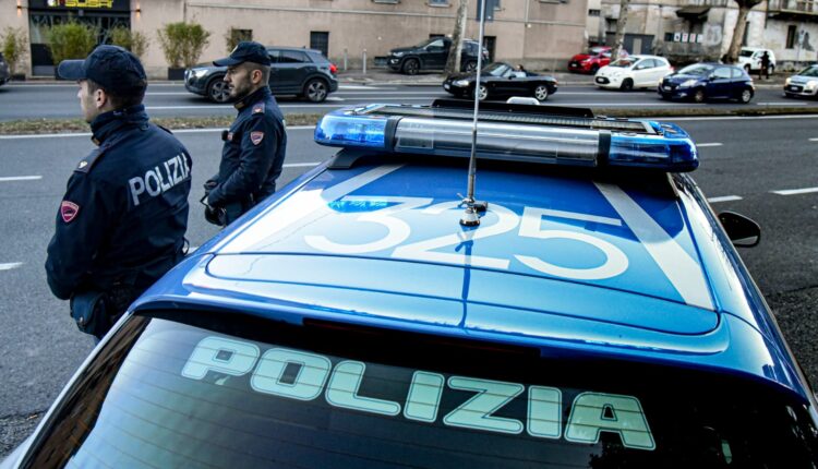 Como: marocchino aggredisce il direttore del negozio ed i poliziotti intervenuti, arrestato