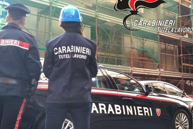 Cecina, controlli dei Carabinieri per la sicurezza sui luoghi di lavoro. Riscontrate irregolarità in un cantiere.