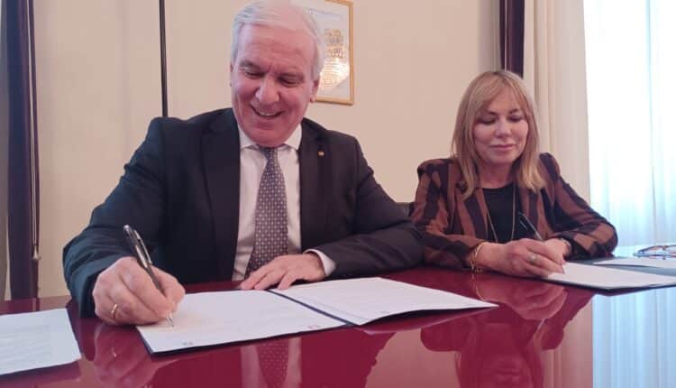 Latina: nuovo patto per la sicurezza urbana, intesa siglata dal sindaco Celentano e dal prefetto Falco.