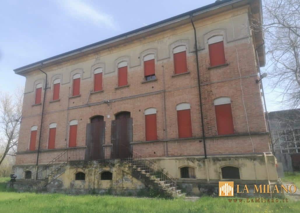 Modena. All'asta l'edificio delle ex Scuole elementari di Marzaglia: aperte le offerte.