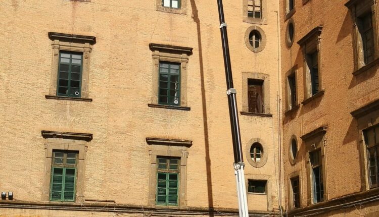 Napoli. Maschio Angioino riaprirà al pubblico giovedì 25 aprile.