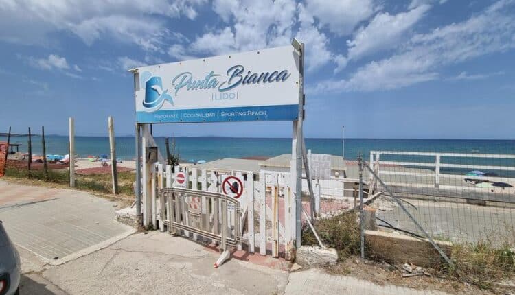 Nuova vita per il lido Punta Bianca di Platamona a Sassari.