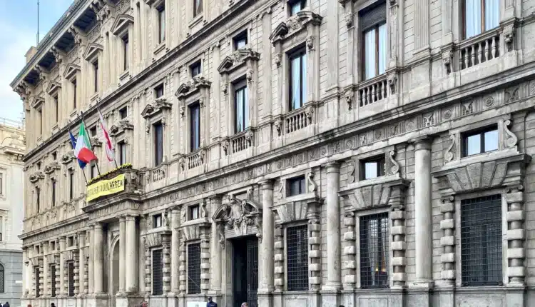 Milano, Palazzo Marino. "Donne e Salute" parte l'iniziativa itinerante per promuovere un approccio alla sanità attento al genere.