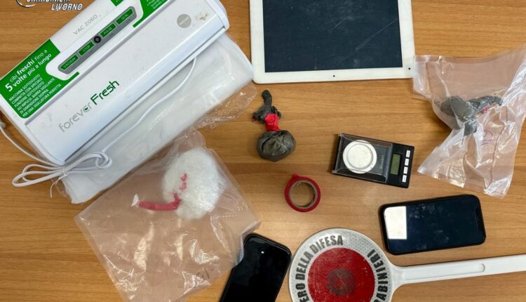 Cecina (LI): 2 arresti per detenzione ai fini di spaccio di stupefacenti