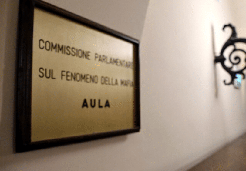 Politica e malaffare la Commissione Antimafia chiede gli atti delle inchieste di Bari, Torino e Palermo