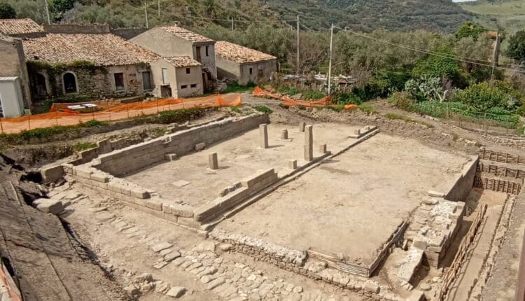 Regione Sicilia: beni culturali, presentazione dei risultati della campagna di scavi nell'antica Abakainon.