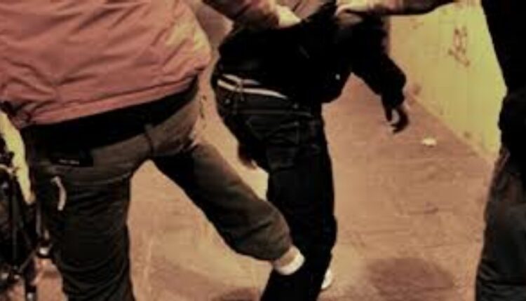 Teramo: deferiti in stato di libertà cinque ragazzi ventenni per rissa aggravata.