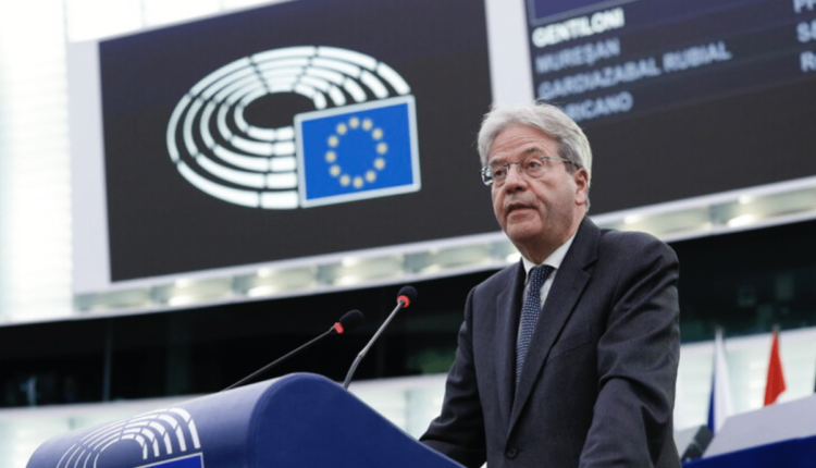 Via libera dell Eurocamera al Patto di stabilità solo 3 italiani a favore