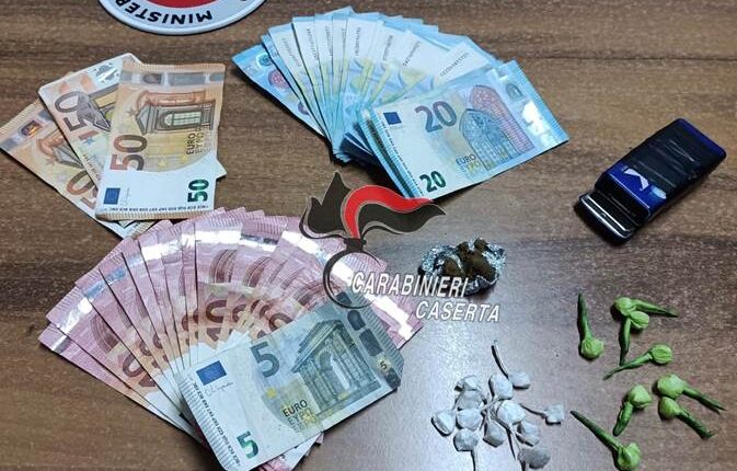 Portico di Caserta. Pusher in trasferta: 18enne arrestato dai Carabinieri. Sequestrato hashish, cocaina e crack.
