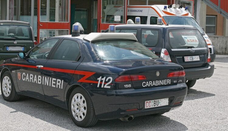 Venafro (IS): rissa fuori da un bar, 16 giovani denunciati e soggetti a DASPO urbano